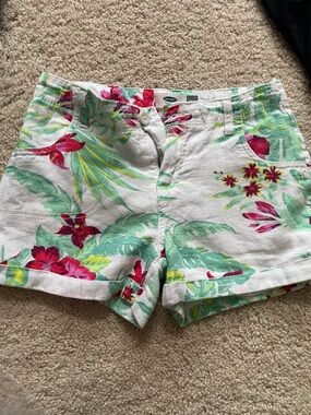 Old Navy White Floral Print Cotton Women's Shorts